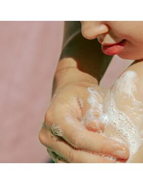 Madara Kind Gentle Wash 390 ml